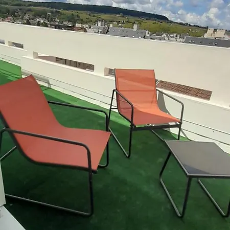 De Champagne Hotel 3*