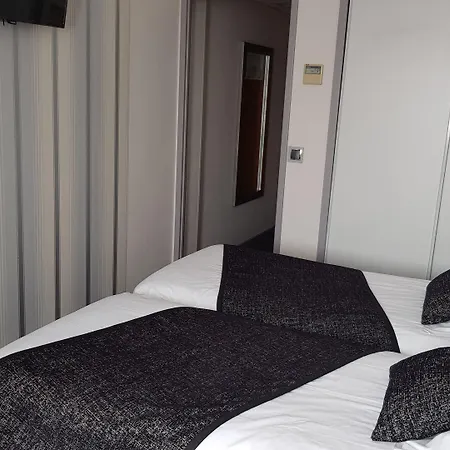 De Champagne Hotel 3*