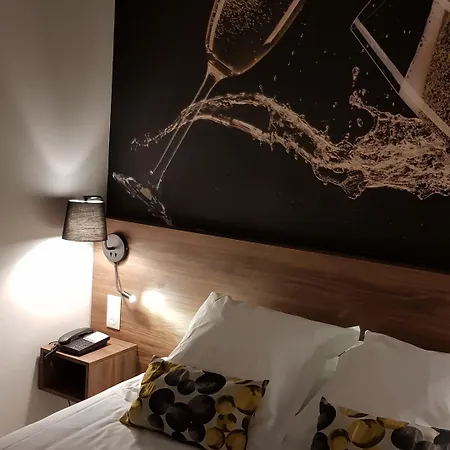 De Champagne Otel Épernay