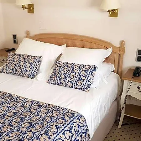 De Champagne Hotel