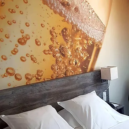 De Champagne Hotel 3*