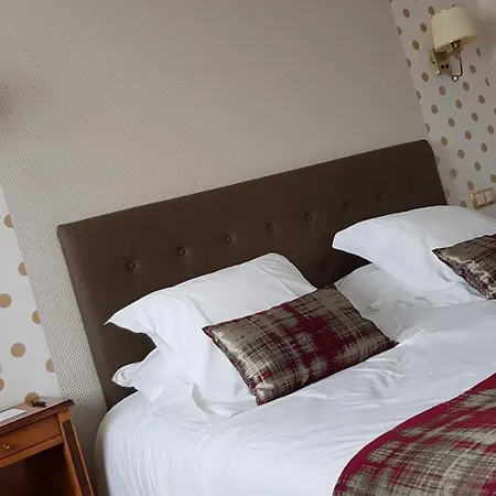 De Champagne Hotel 3*